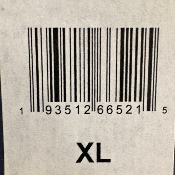 Vineyard Vines Blue and Gray Striped Men's Shirt - Picture 6 of 6